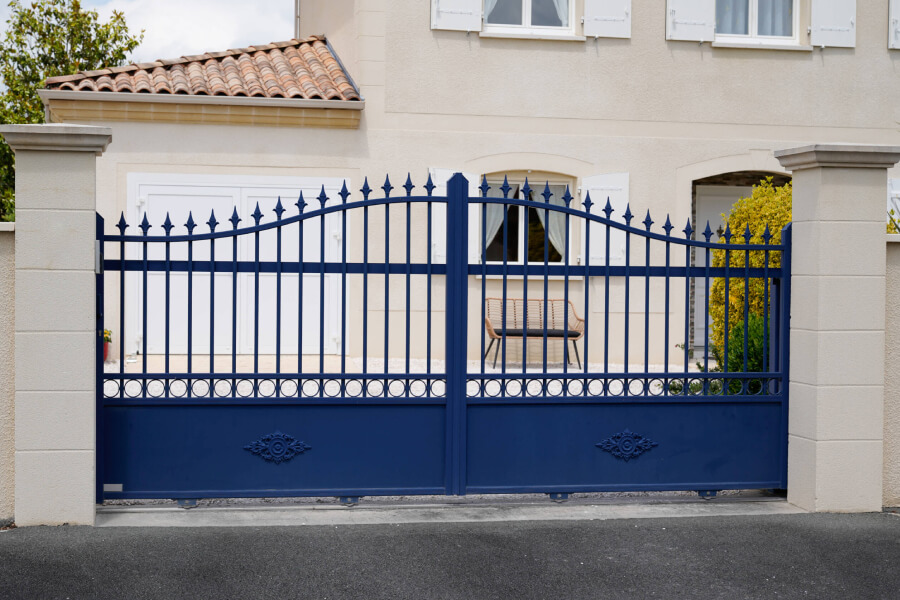 Metal Gates